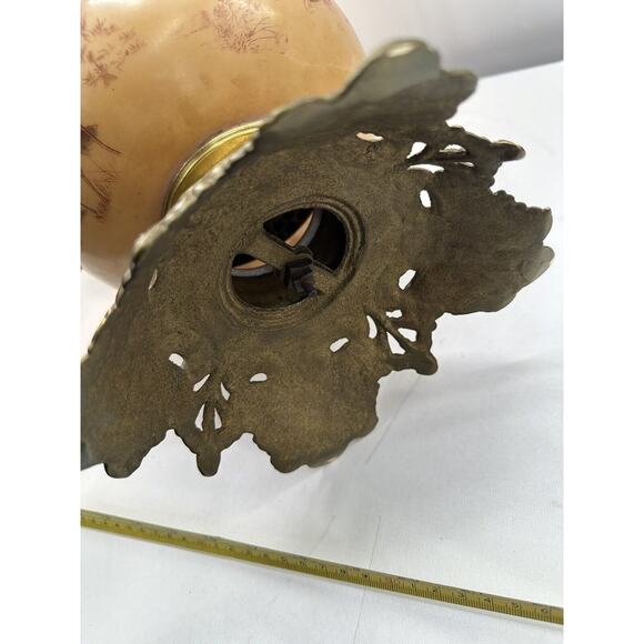 Antique 19" GWTW Hurricane Converted Brass Oil Lamp W/Prisms Porcelain Glass - Picture 8 of 16